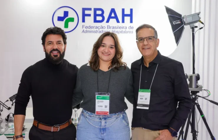 Reginaldo Donizeti destaca a liderança na saúde no “Encontro FBAH”
